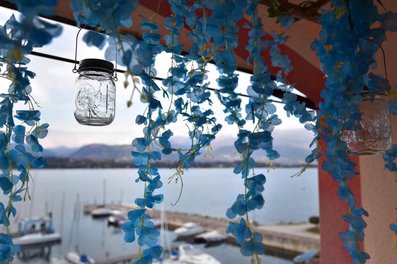 Pura Vida Apartment, Facing Lake Garda Manerba del Garda Zewnętrze zdjęcie
